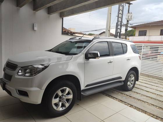 CHEVROLET TRAILBLAZER 2.8 LTZ 4X4 16V TURBO DIESEL 4P AUTOMÁTICO CHEVROLET TRAILBLAZER 2.8 LTZ 4X4 16V TURBO DIESEL 4P AUTOMÁTICO